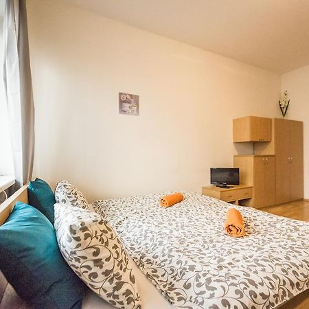 Apartments Presidential Palace Bratislava Eksteriør billede