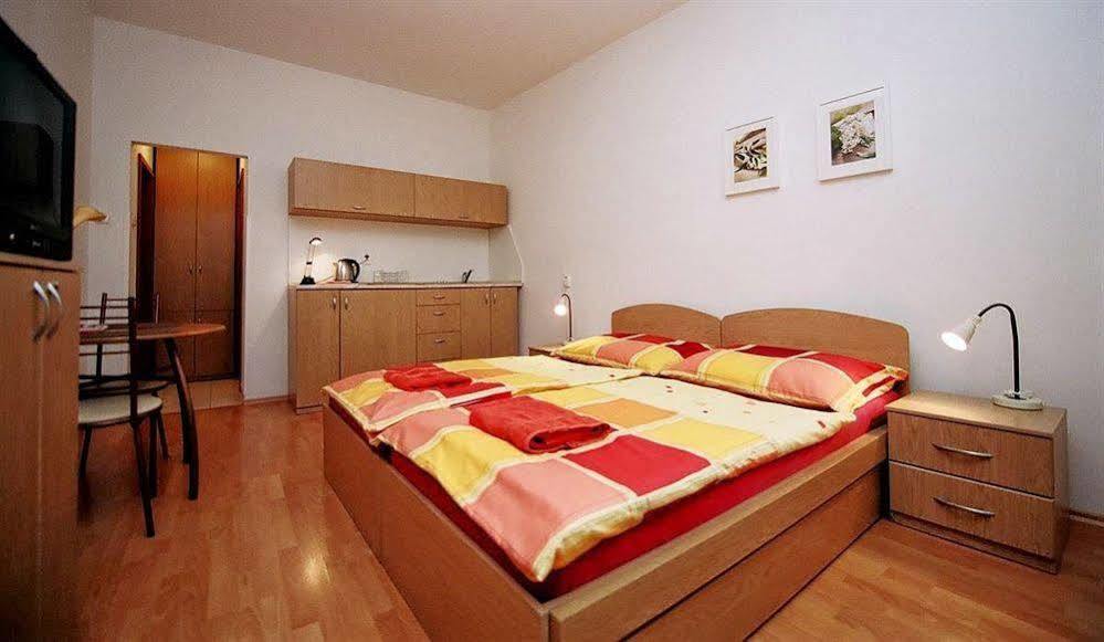 Apartments Presidential Palace Bratislava Eksteriør billede